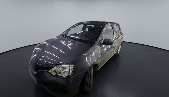 Toyota • Etios