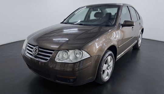 Volkswagen • Bora