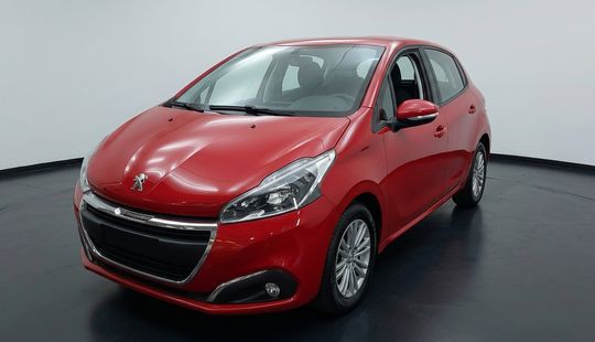 Peugeot • 208