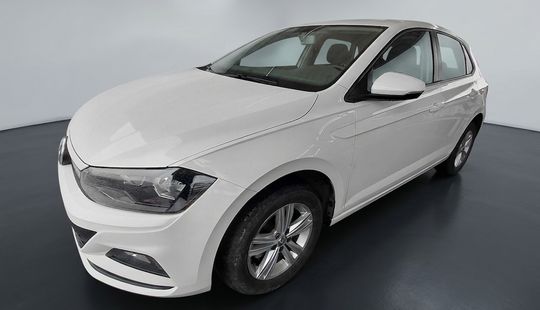 Volkswagen • Polo
