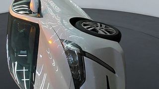 Peugeot • 208