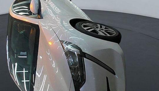 Peugeot • 208