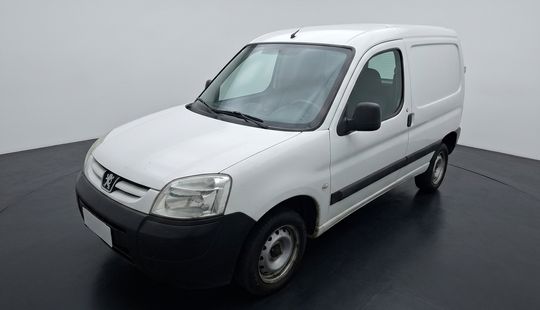 Peugeot • Partner