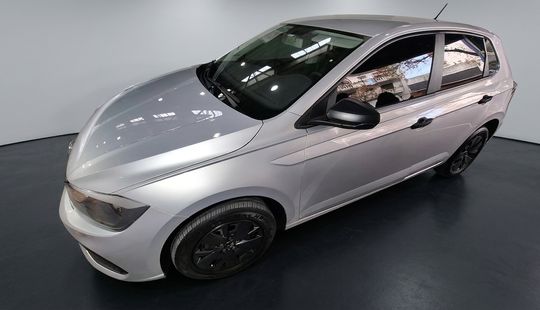 Volkswagen • Polo
