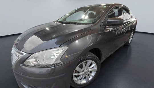 Nissan • Sentra