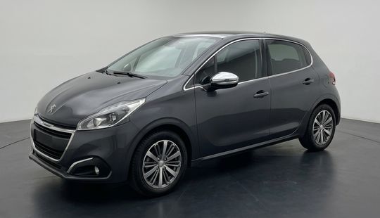 Peugeot • 208