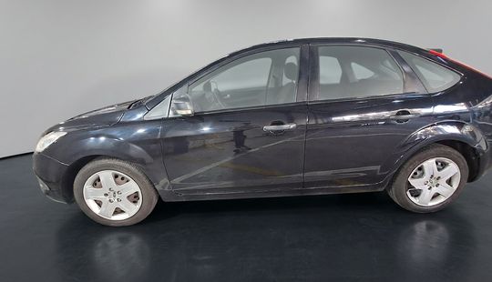 Ford • Focus II