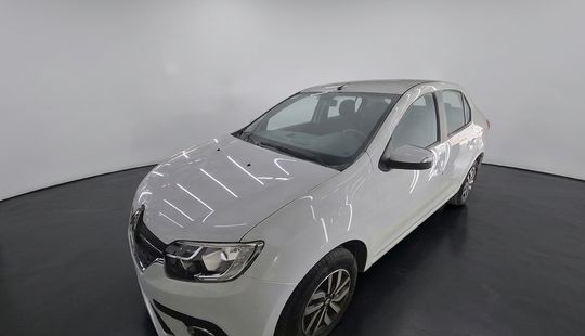 Renault • Logan