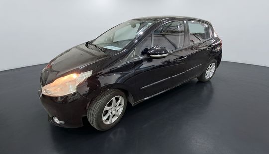 Peugeot • 208