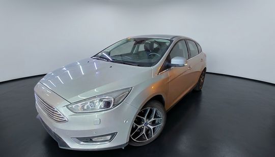 Ford • Focus III