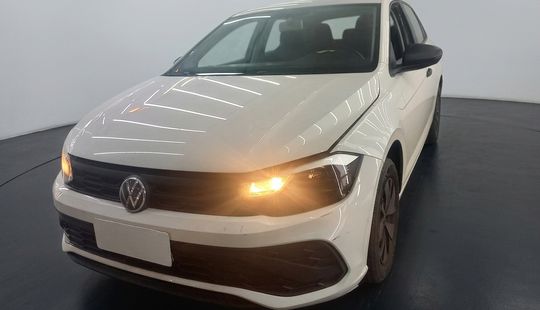 Volkswagen • Polo