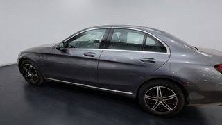 Mercedes Benz • Clase C