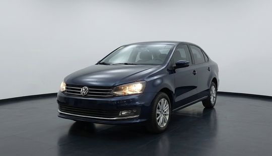 Volkswagen • Polo