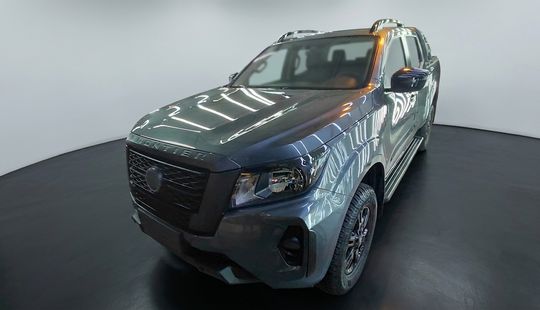 Nissan • Frontier