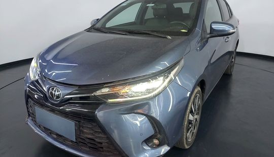 Toyota • Yaris
