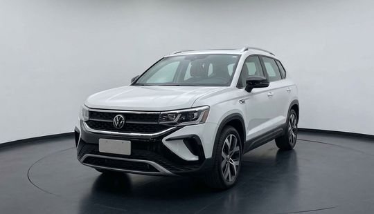 Volkswagen • Taos