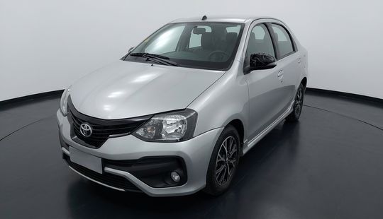 Toyota • Etios