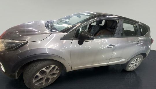 Renault • Captur