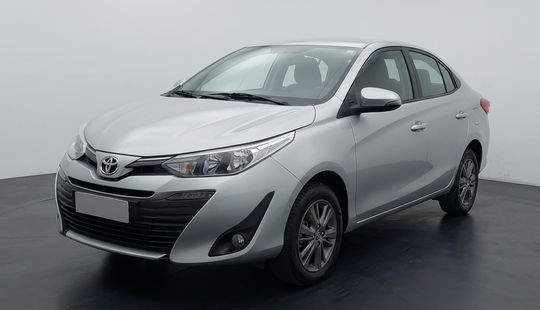 Toyota • Yaris