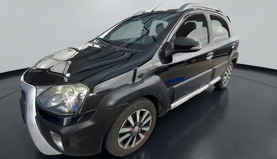 Toyota • Etios