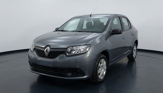 Renault • Logan