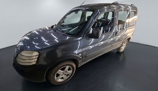 Peugeot • Partner