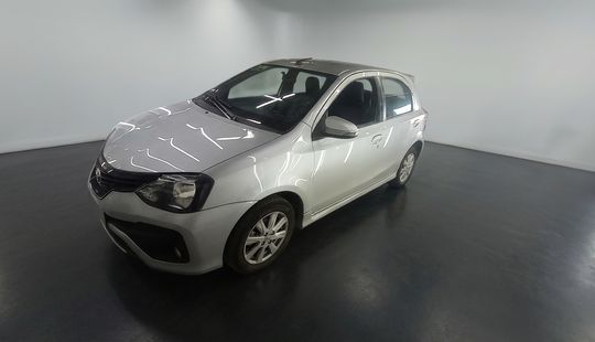 Toyota • Etios