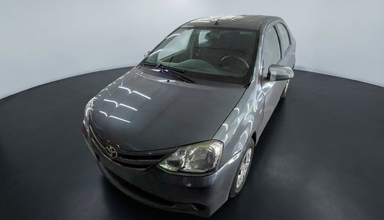 Toyota • Etios