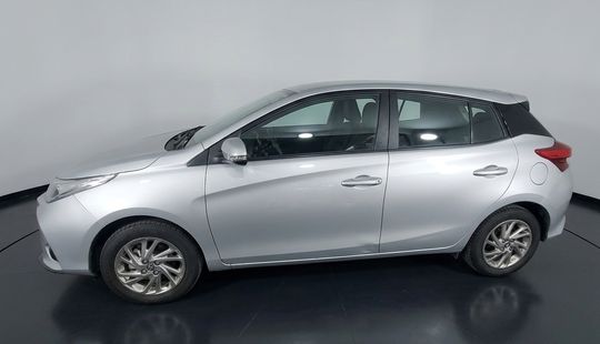 Toyota • Yaris