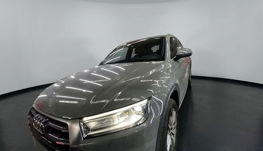 Audi • Q5