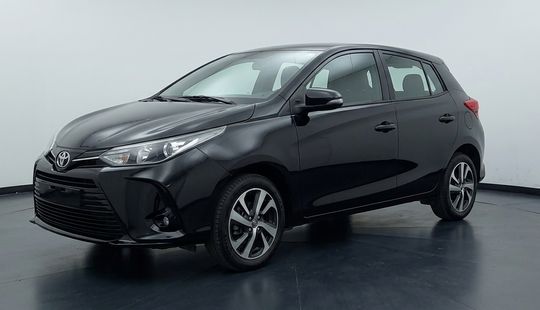 Toyota • Yaris