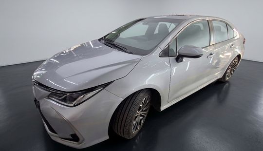 Toyota • Corolla