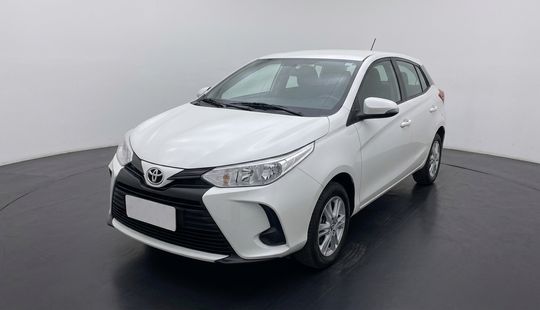 Toyota • Yaris