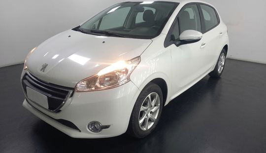 Peugeot • 208