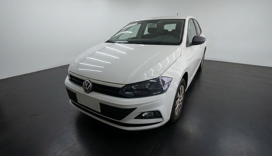 Volkswagen • Polo