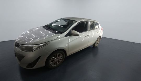 Toyota • Yaris
