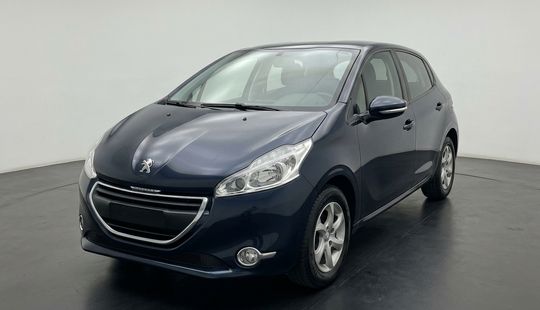 Peugeot • 208