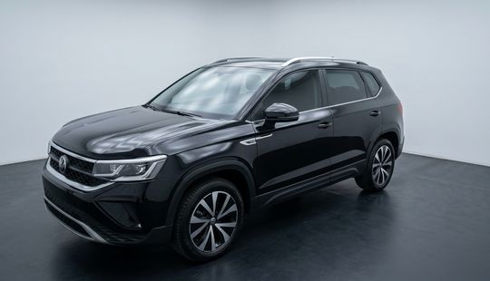 Volkswagen • Taos