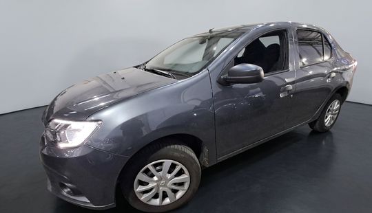 Renault • Logan