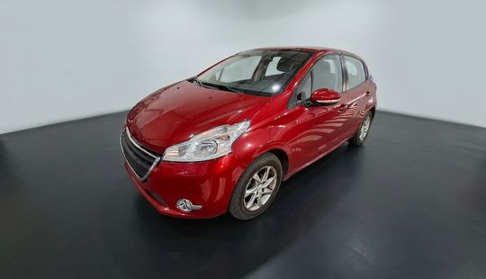 Peugeot • 208