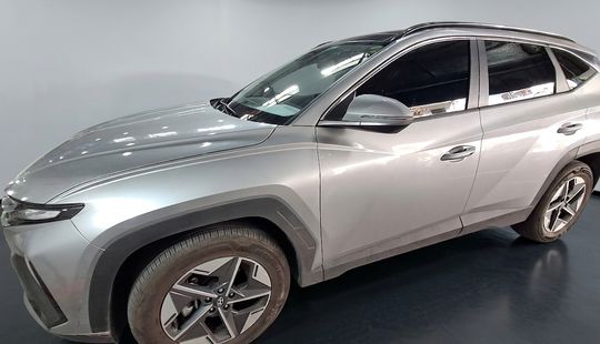 Hyundai • Tucson