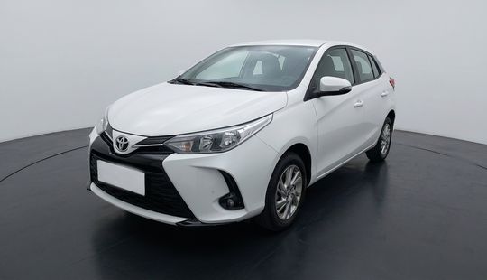 Toyota • Yaris