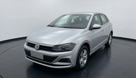 Volkswagen • Polo