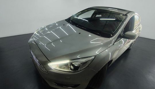 Ford • Focus III