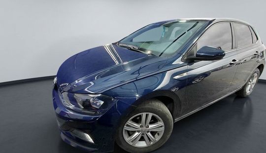 Volkswagen • Polo