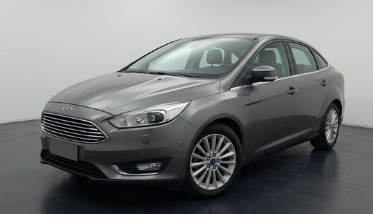 Ford • Focus III