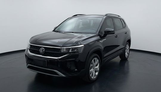 Volkswagen • Taos