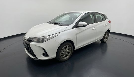 Toyota • Yaris