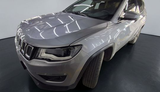 Jeep • Compass