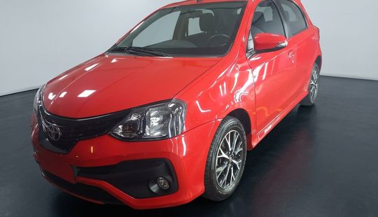 Toyota • Etios